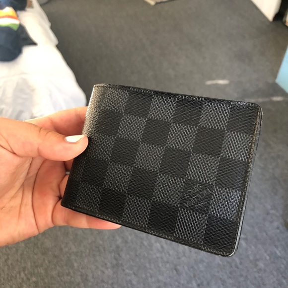 Men’s Louis Vuitton Multiple Wallet - Picture 10 of 10